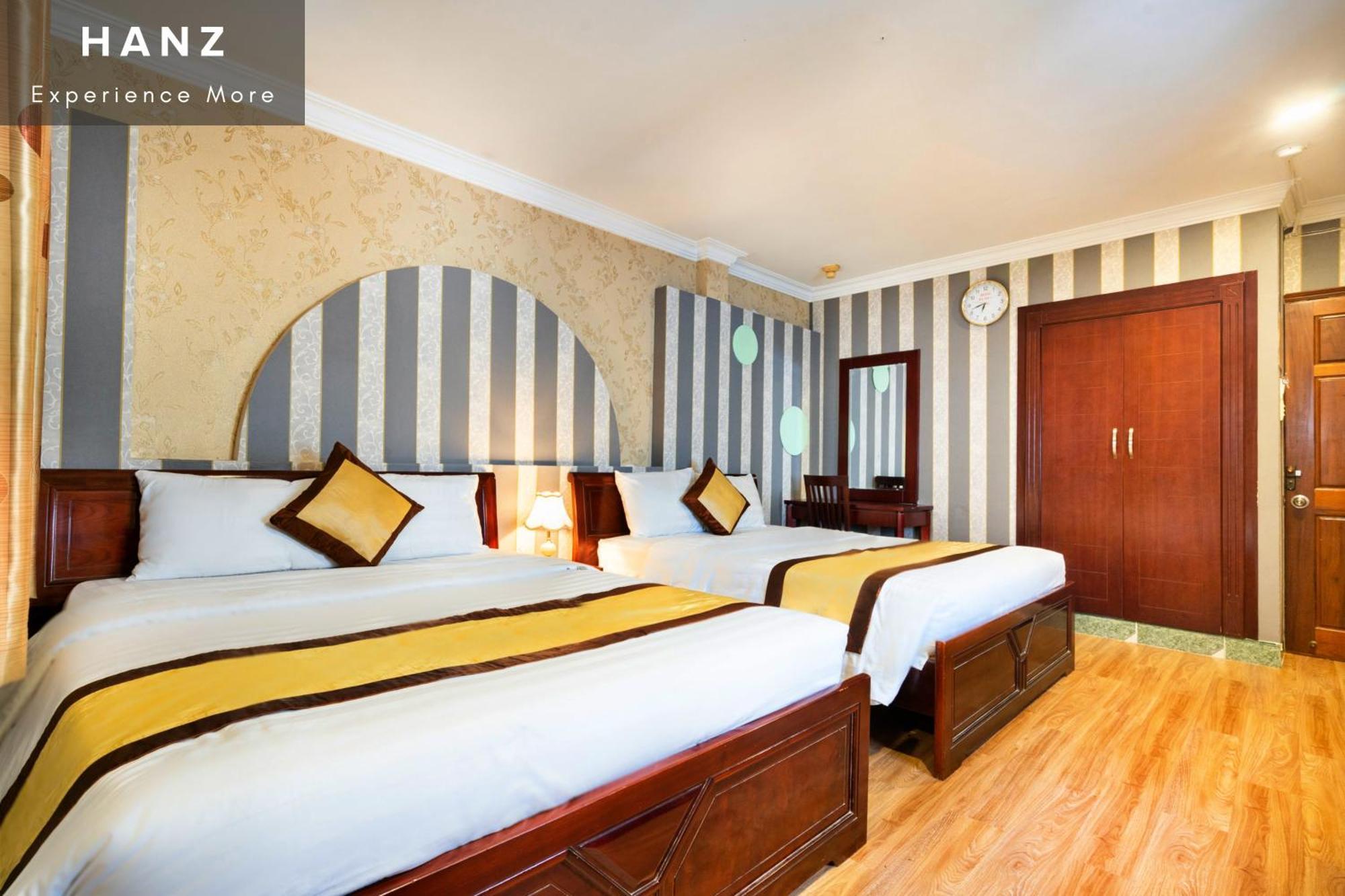 Cosmo Central Hotel Thành Pho Ho Chí Minh Esterno foto